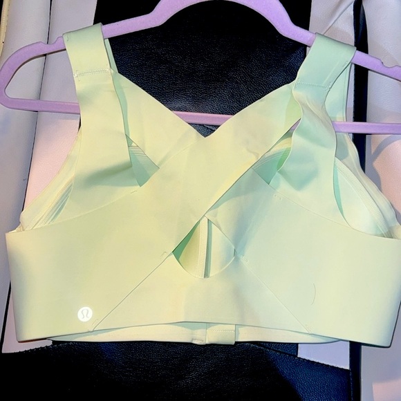 Lululemon Enlite Front-Zip Bra *High Support - Picture 4 of 5